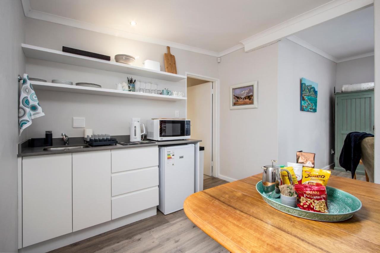 Goozi Garden Cottage Hermanus Bagian luar foto