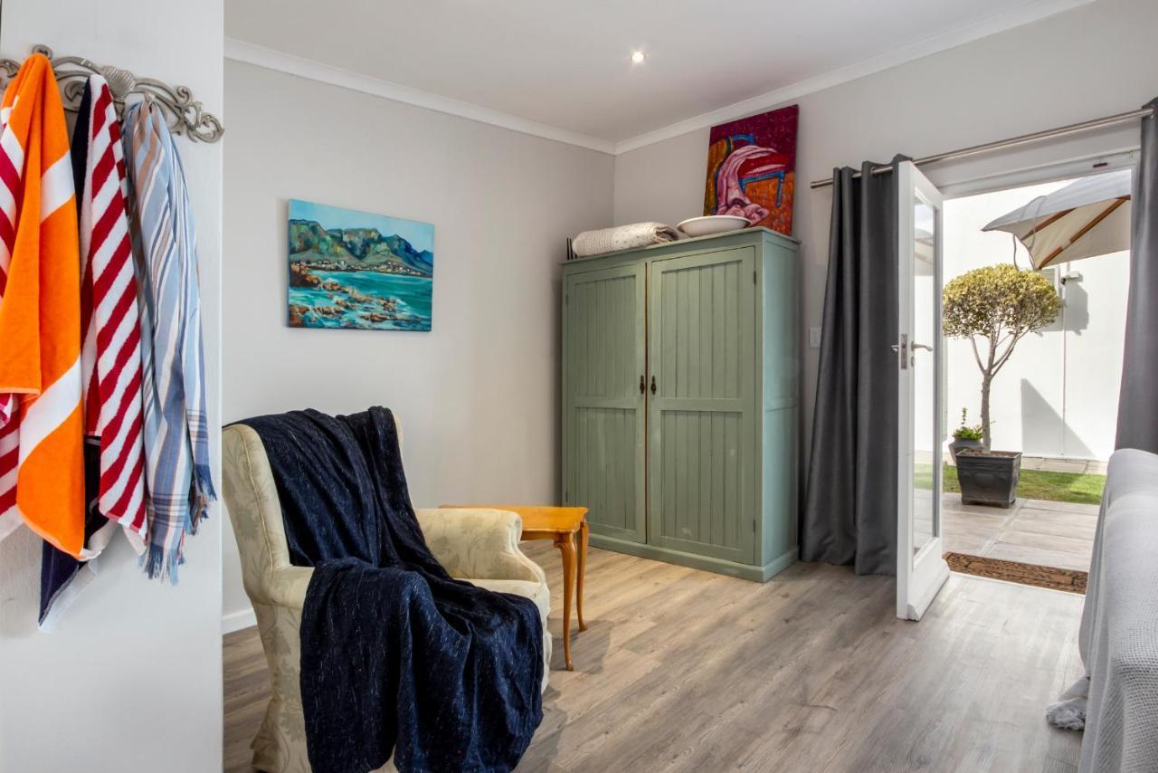 Goozi Garden Cottage Hermanus Bagian luar foto
