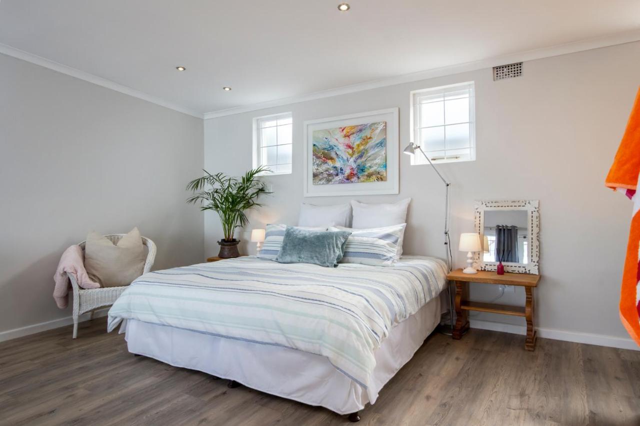 Goozi Garden Cottage Hermanus Bagian luar foto