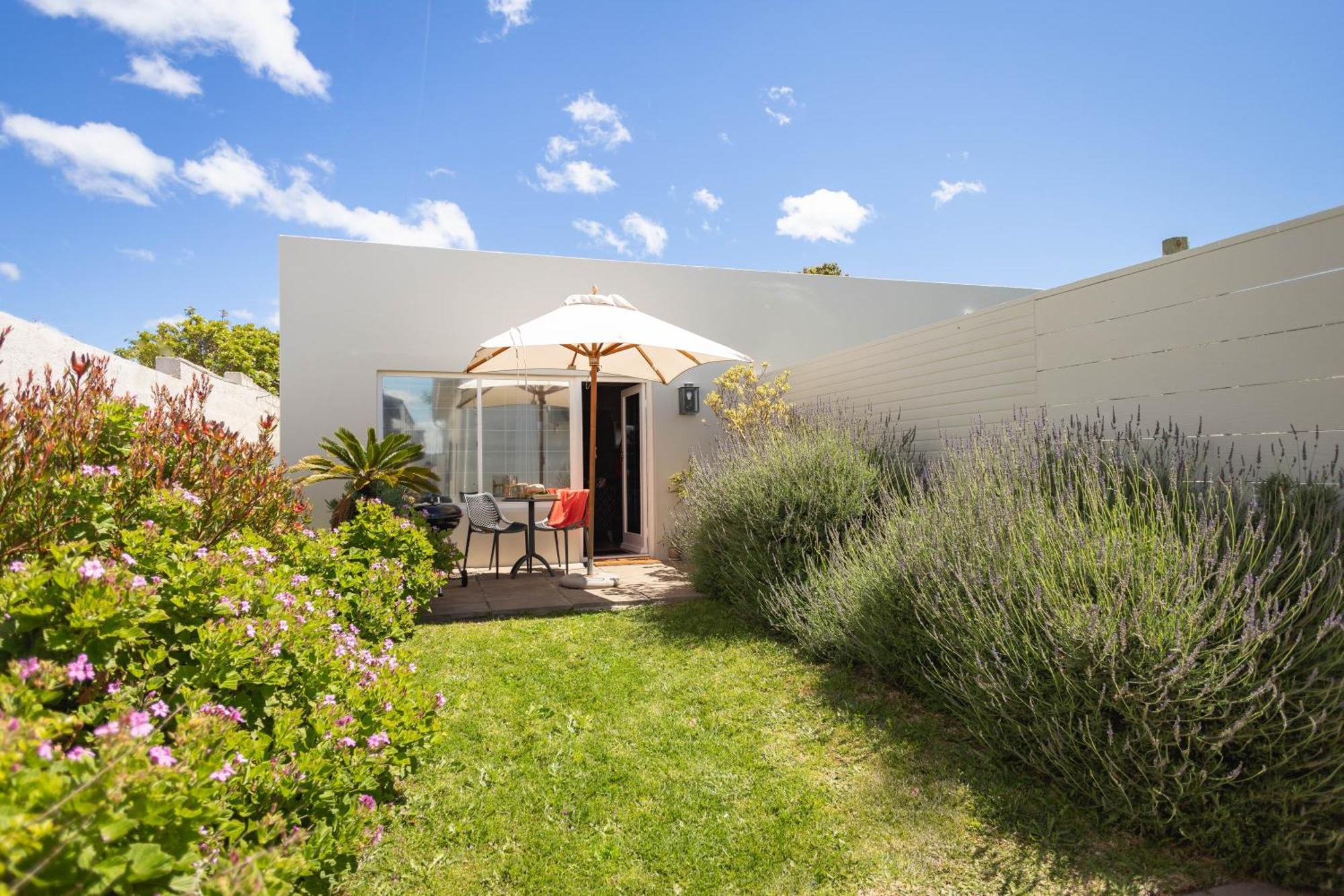 Goozi Garden Cottage Hermanus Bagian luar foto